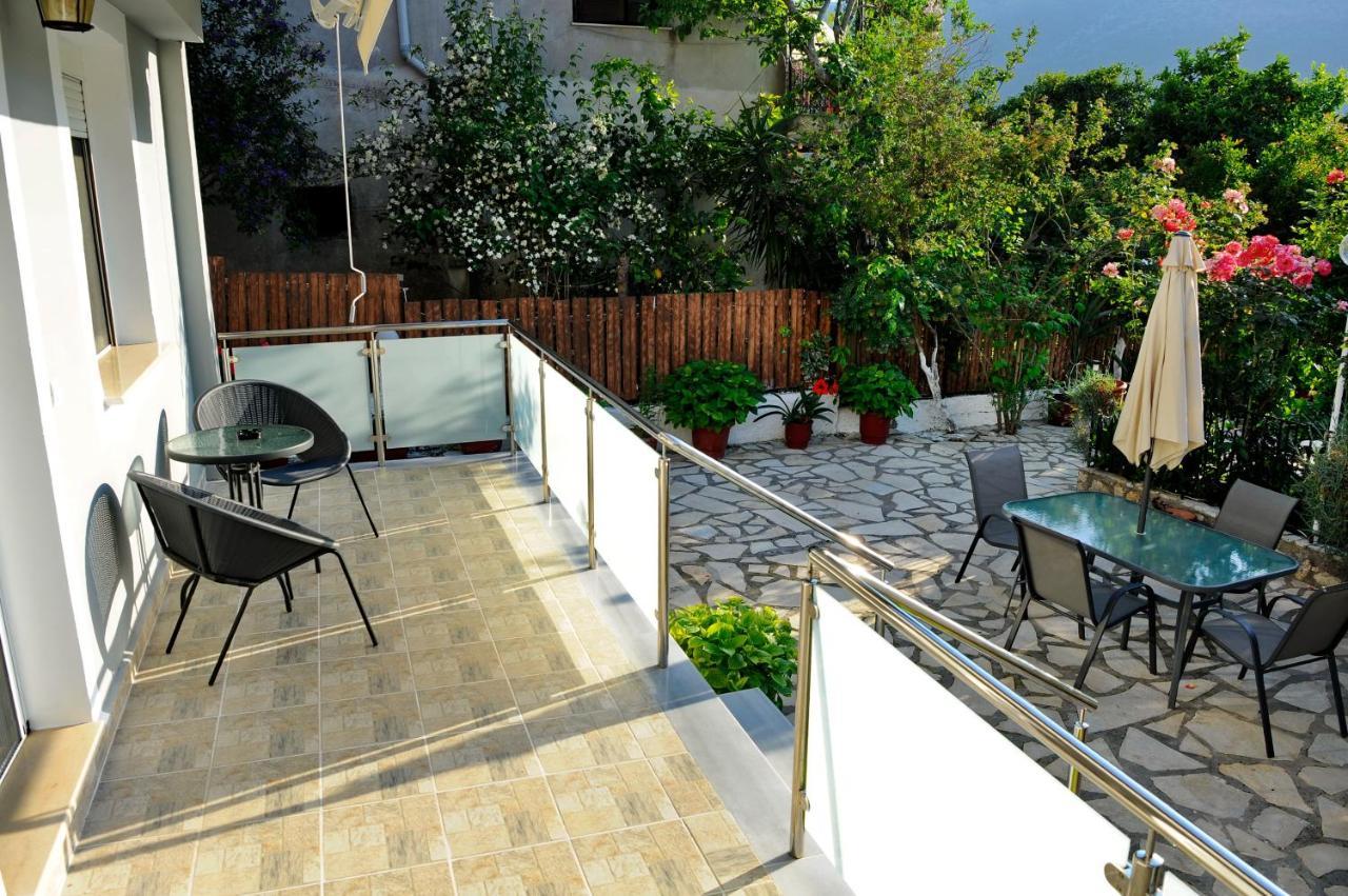 Spiros House And Studios Geni  Екстер'єр фото