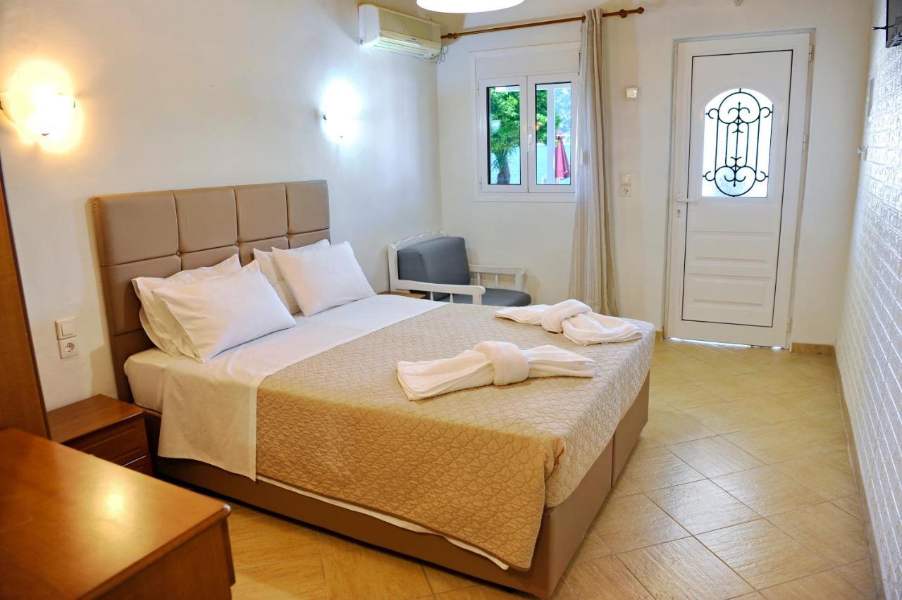 Spiros House And Studios Geni  Екстер'єр фото